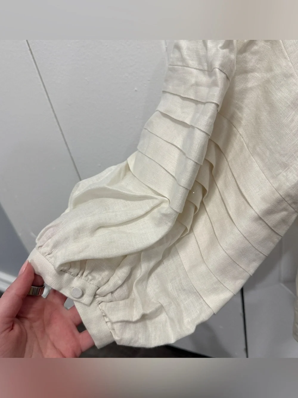 NWT Banana Republic White Linen Peasant Blouse
